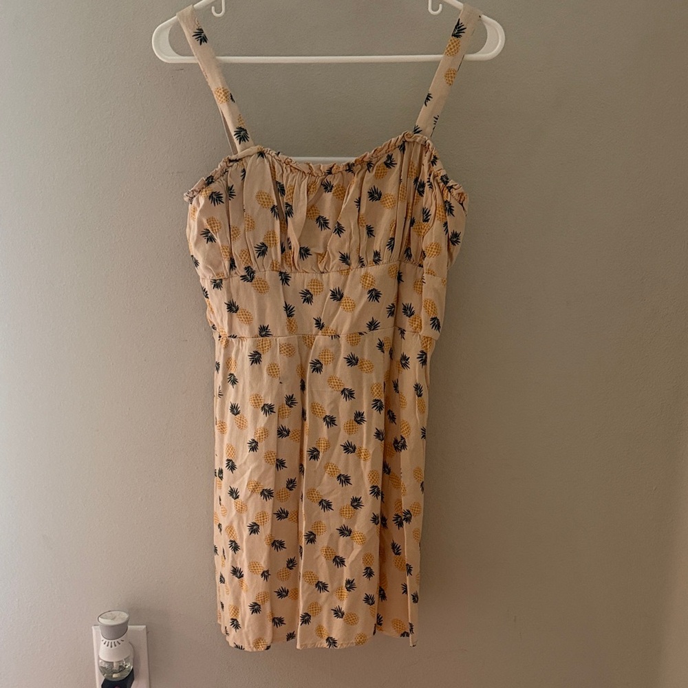 Trixxi Beige and Black Floral Mini Dress